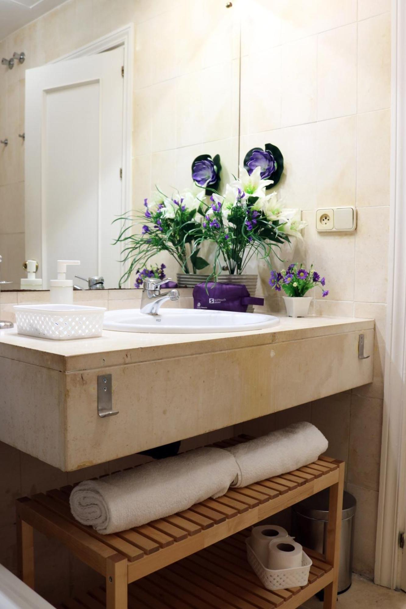 Estudio Suite San Vicente - Aloha Sevilla Ngoại thất bức ảnh